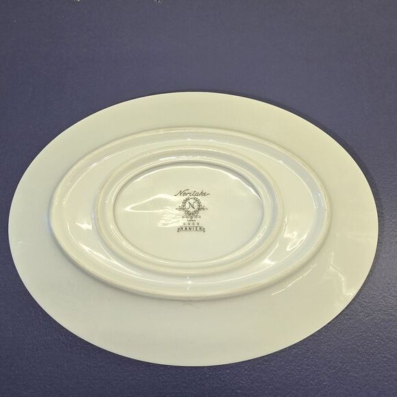 Noritake Ranier Gravy Bowl #6909 with Attached Plate Silver Lined - Picture 5 of 5